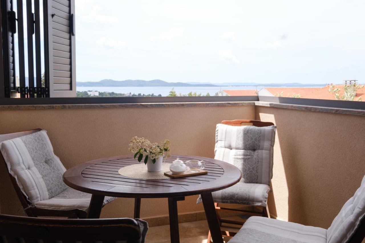 Apartments Luana With Private Jacuzzi Zadar Dış mekan fotoğraf