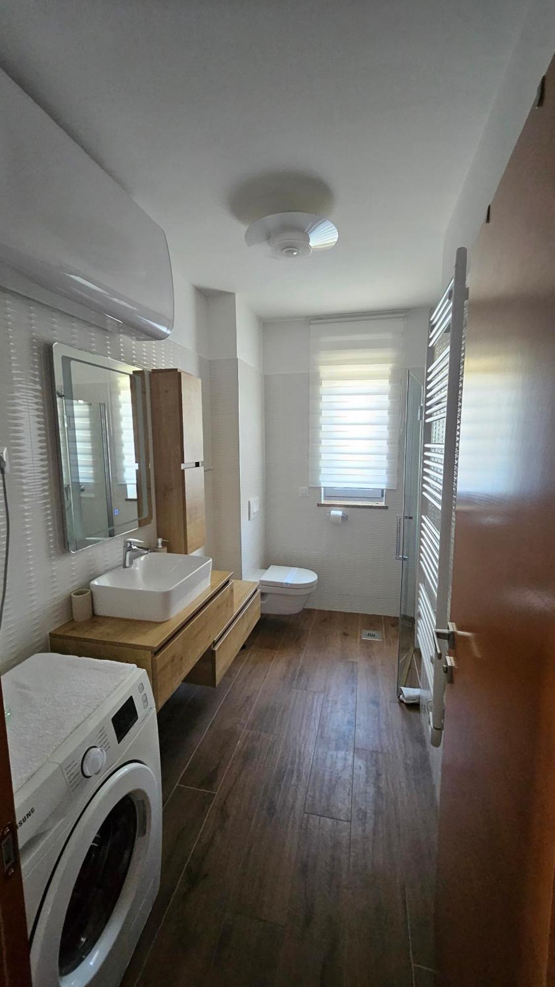 Apartments Luana With Private Jacuzzi Zadar Dış mekan fotoğraf